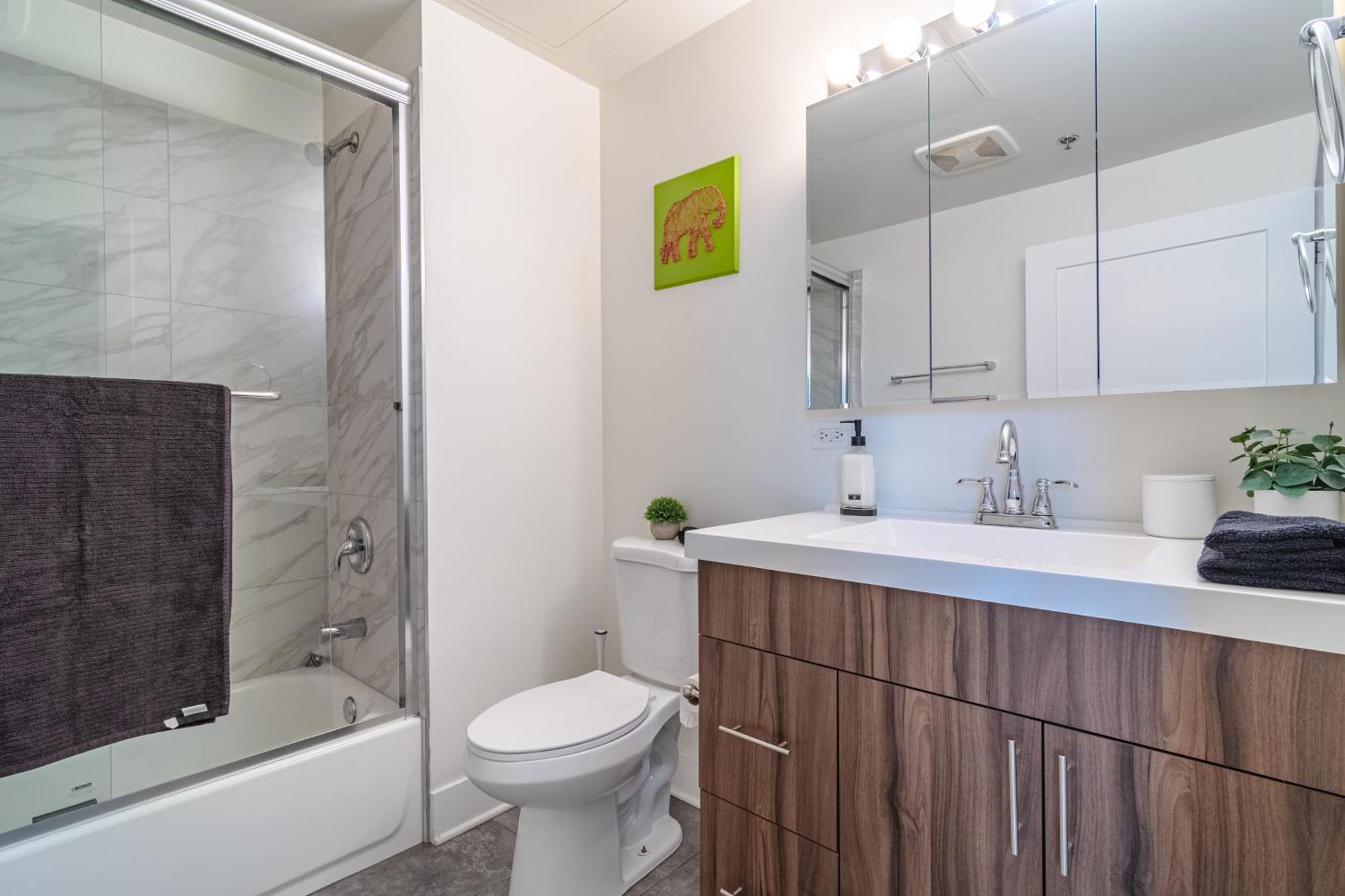 Modern 2Br Loft With Amazing City Skyline View And Optional Parking For 8 Guests Near Mccormick Place And Soldier Field 시카고 외부 사진