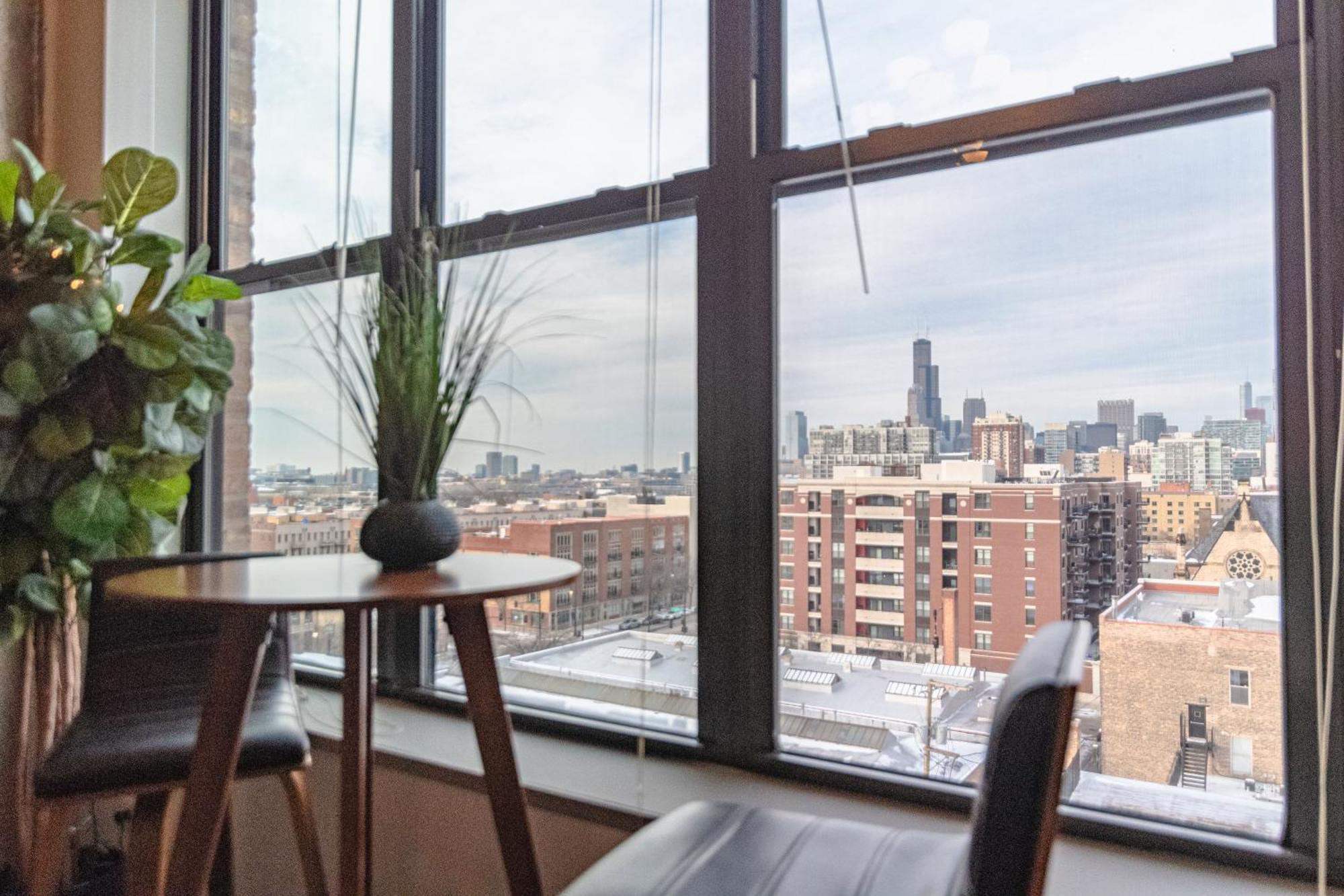 Modern 2Br Loft With Amazing City Skyline View And Optional Parking For 8 Guests Near Mccormick Place And Soldier Field 시카고 외부 사진