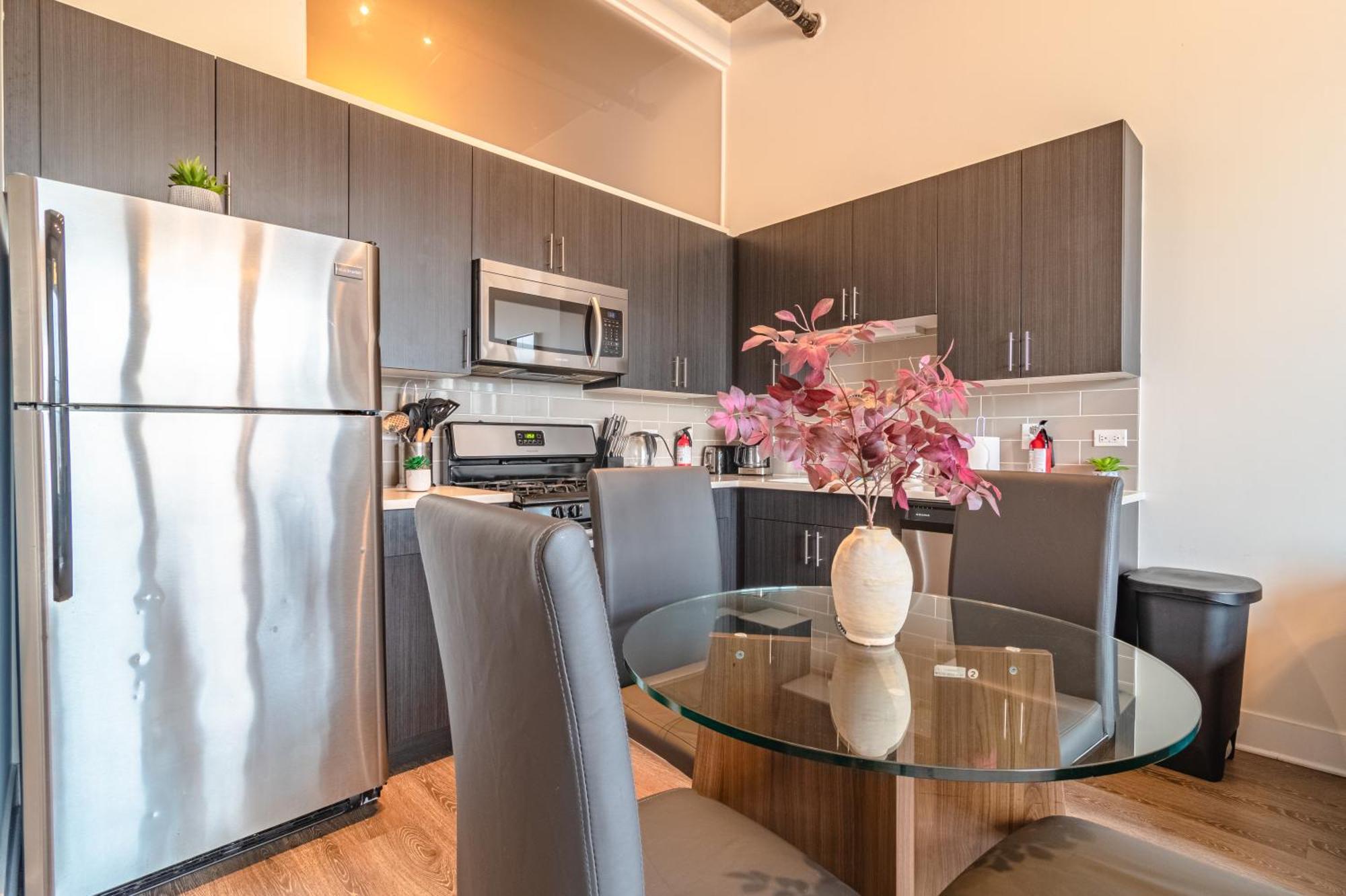 Modern 2Br Loft With Amazing City Skyline View And Optional Parking For 8 Guests Near Mccormick Place And Soldier Field 시카고 외부 사진